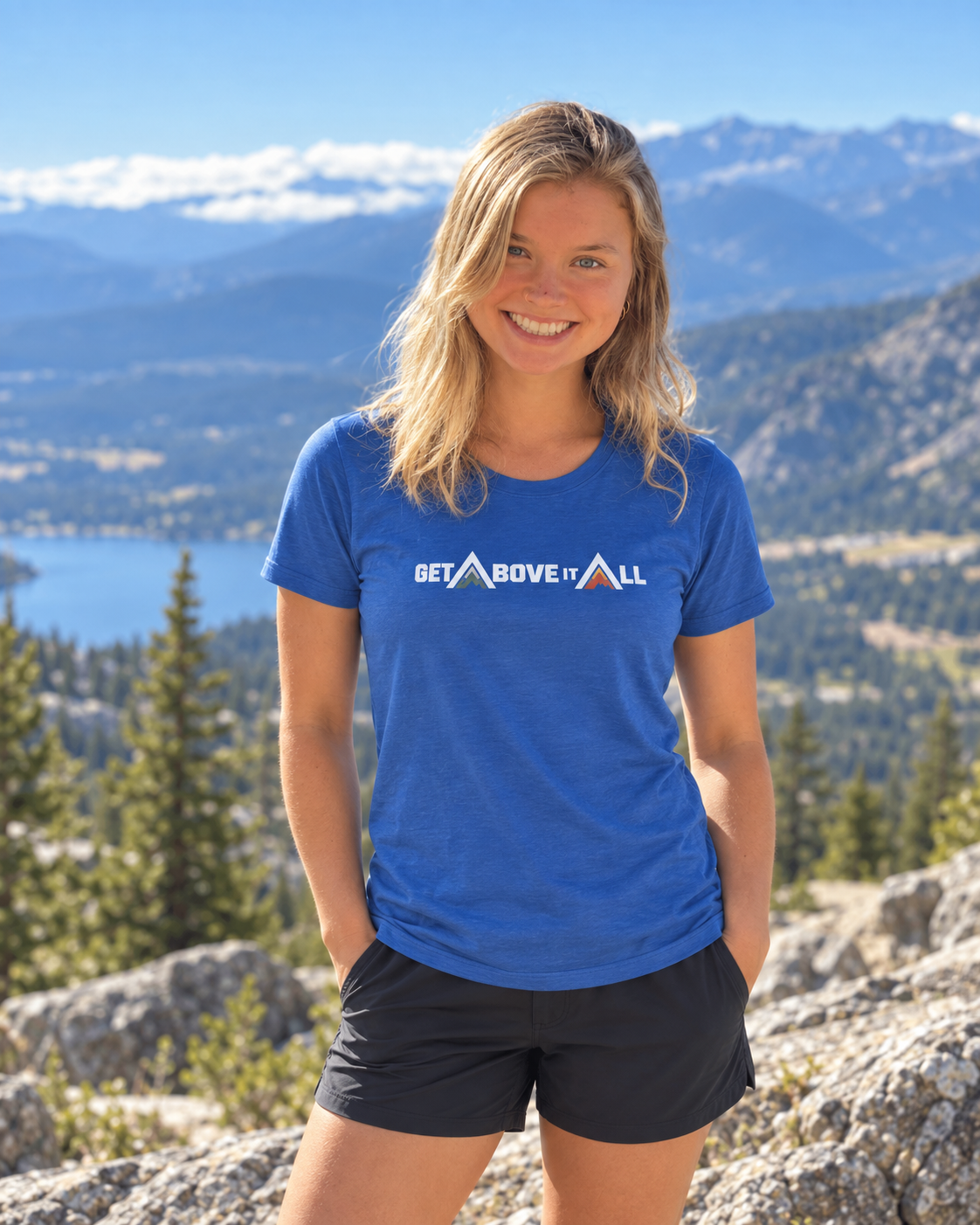Women's Performance T-Shirt - Mountain Wordmark